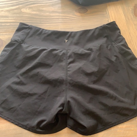 Old Navy Active Shorts - Picture 2 of 3